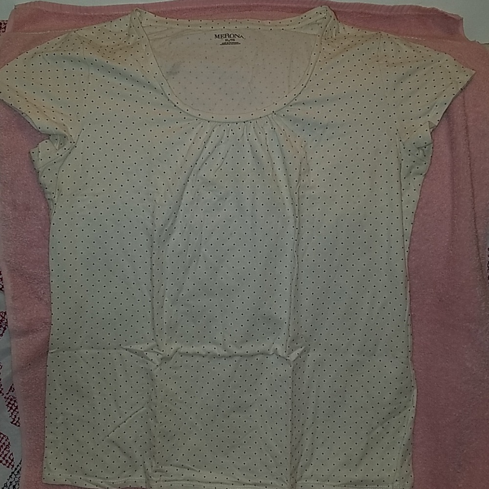 Short sleeve shirt